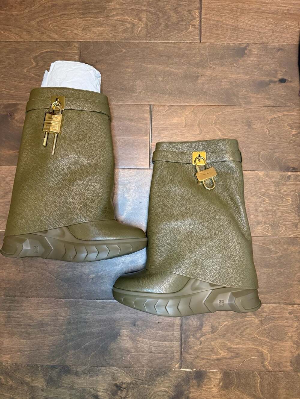Givenchy Shark Lock Leather Boots Green
